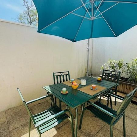 Bright Apartment With Terrace In La Rochelle La Rochelle  Buitenkant foto